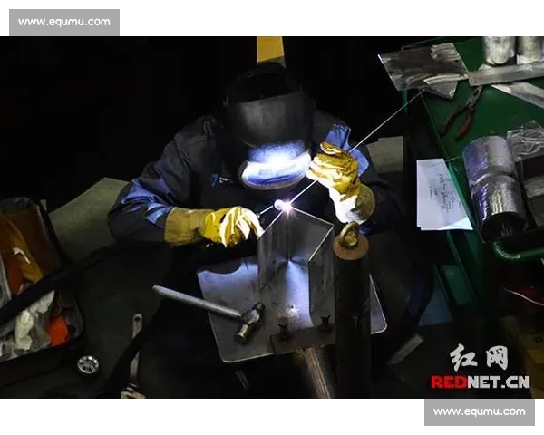 全国理发技能大赛激烈角逐 展现匠心技艺与创意风采