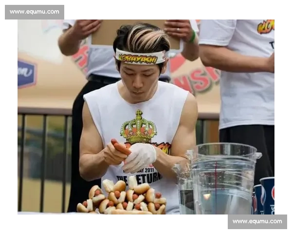 小林尊挑战极限速度吃面比赛精彩视频 回顾他的惊人表现与独特技巧